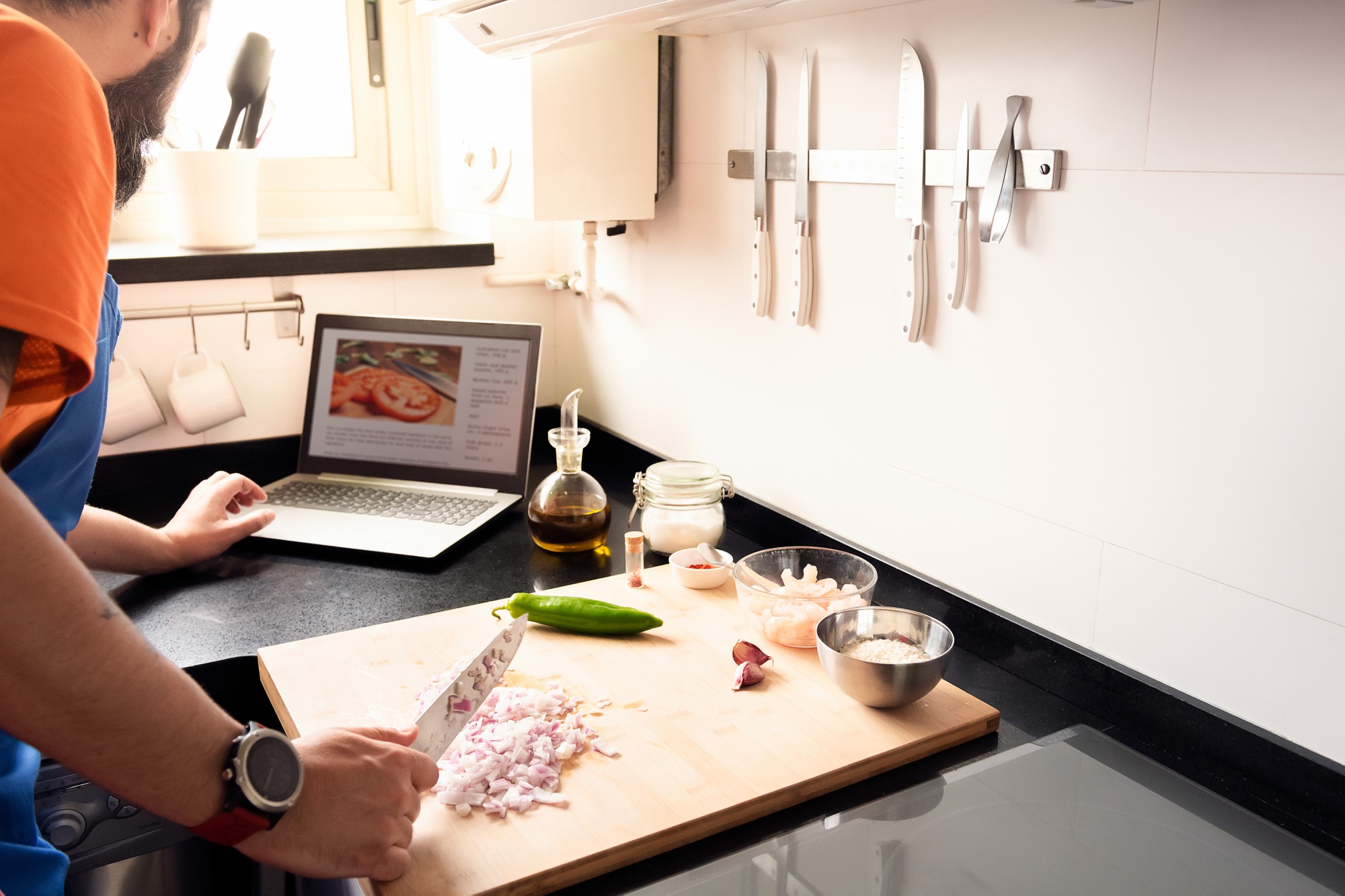 Cucina attrezzata per le lezioni online